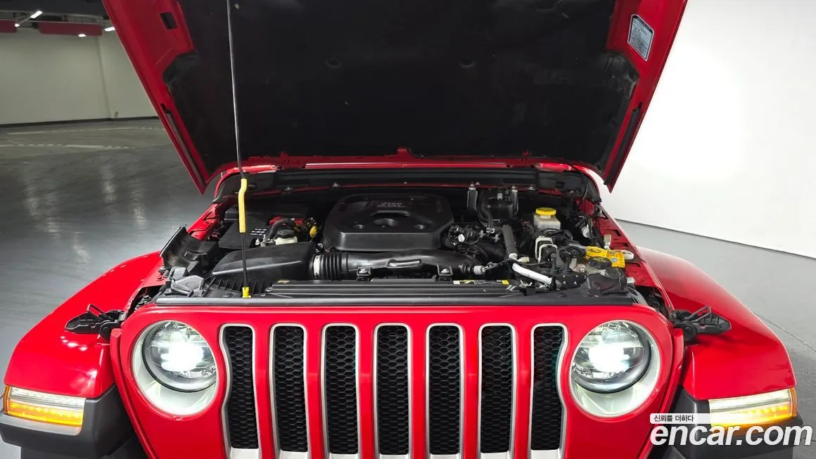 Jeep Wrangler — фото 6