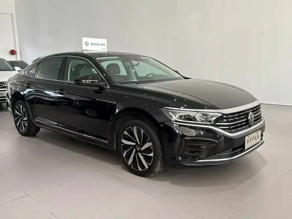Volkswagen Passat — фото 3