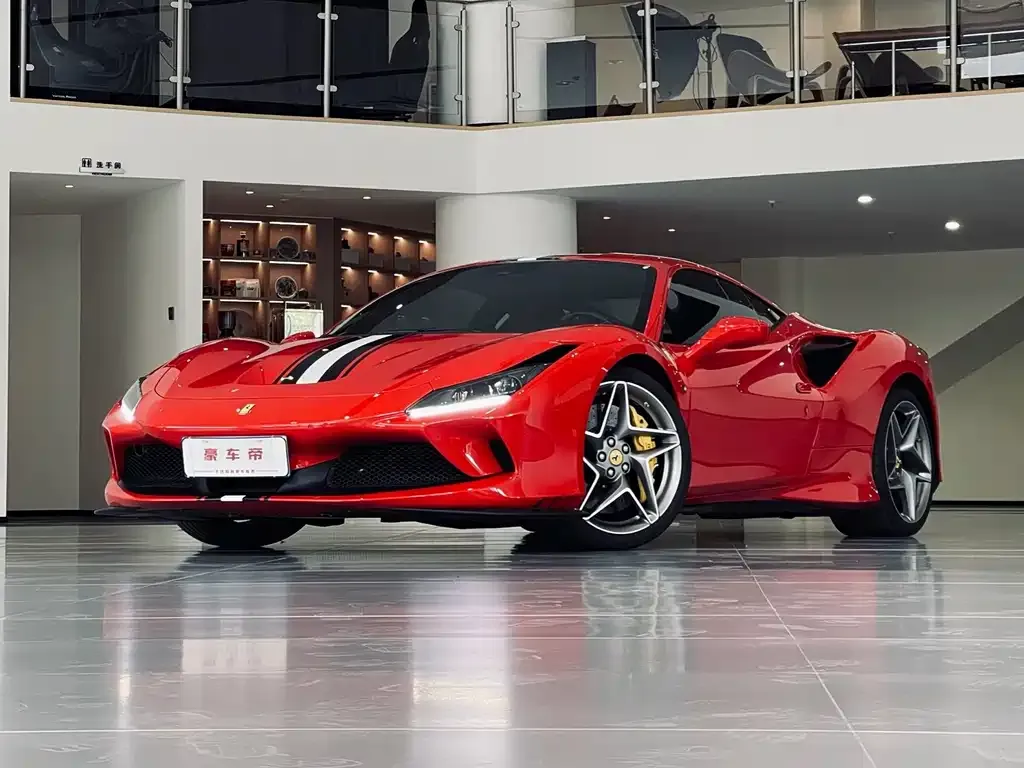 Ferrari F8 — фото 1