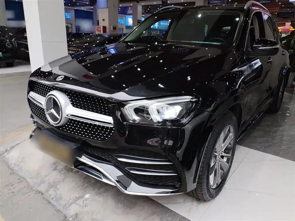 Mercedes-Benz GLE — фото 1
