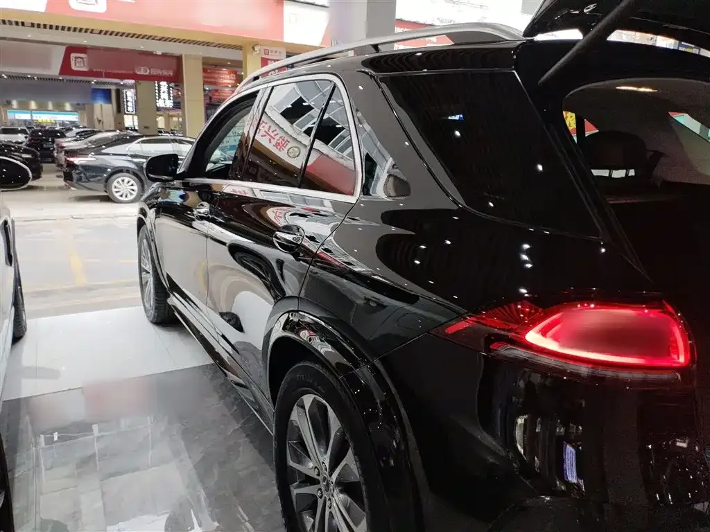 Mercedes-Benz GLE — фото 5