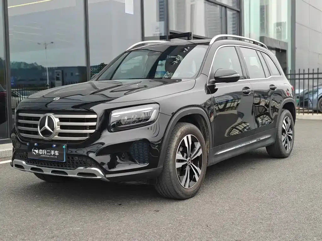 Mercedes-Benz GLB — фото 4