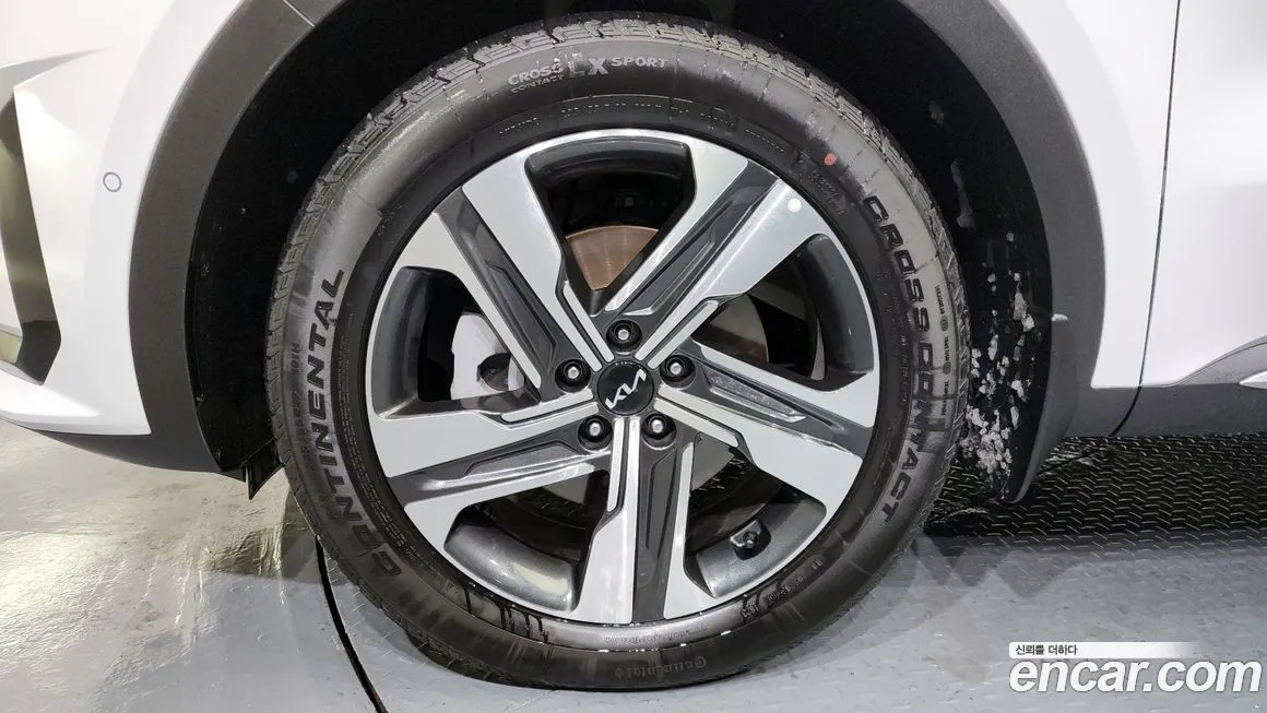 Kia Sorento — фото 5