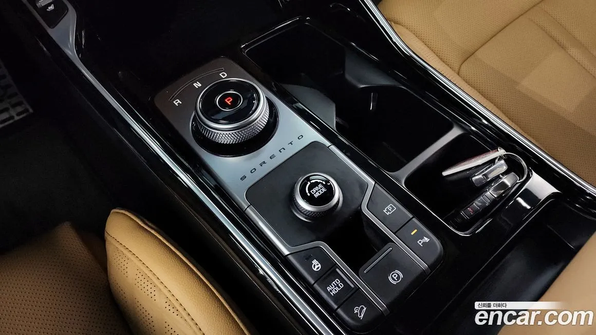 Kia Sorento — фото 9