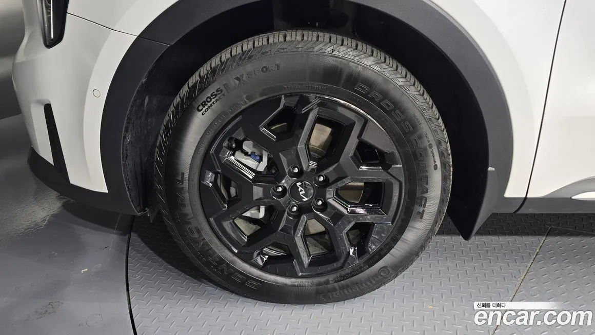Kia Sorento — фото 5