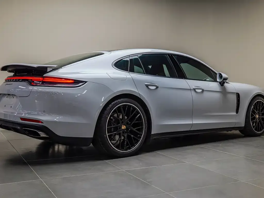 Porsche Panamera — фото 2
