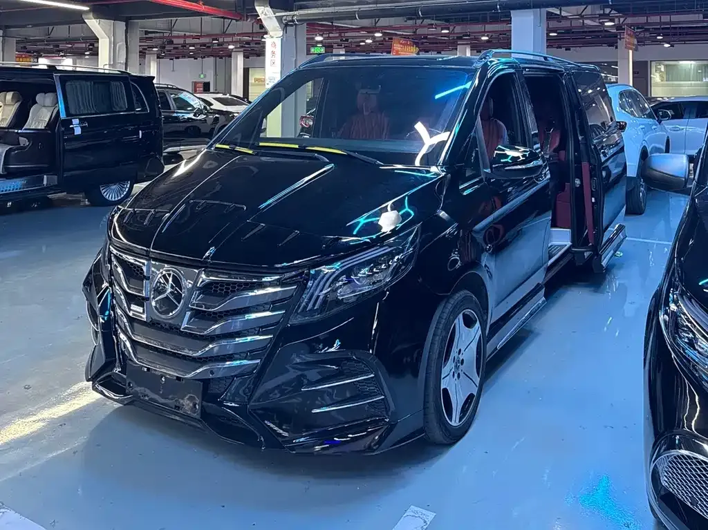 Mercedes-Benz Vito — фото 1