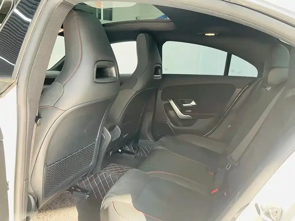 Mercedes-Benz CLA (Import) — фото 10