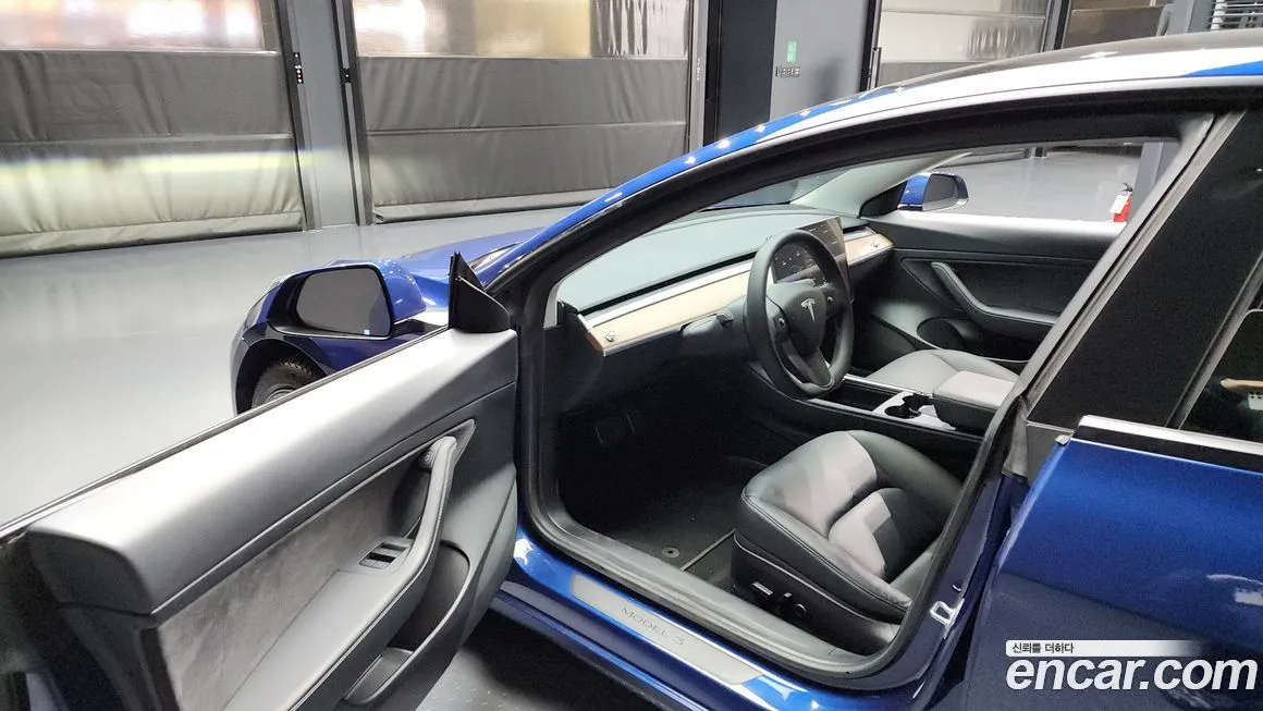 Tesla Model 3 — фото 10