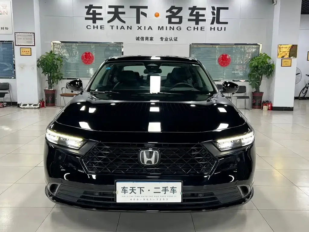 Honda Accord — фото 2