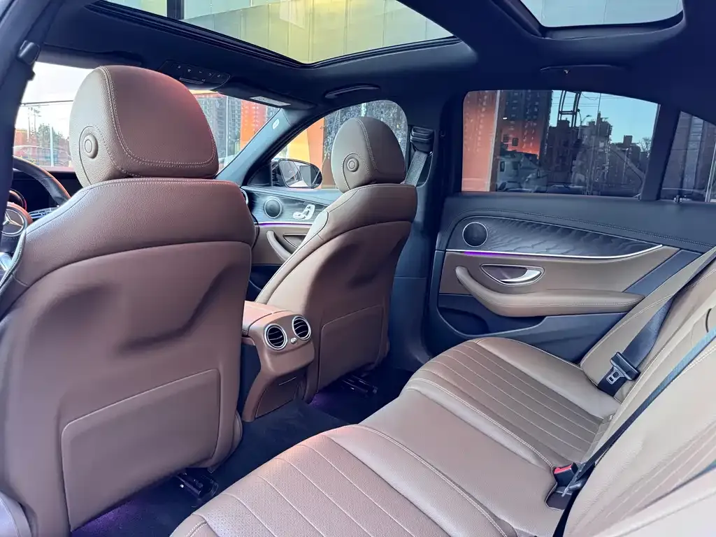 Mercedes-Benz E-Class (Import) — фото 10