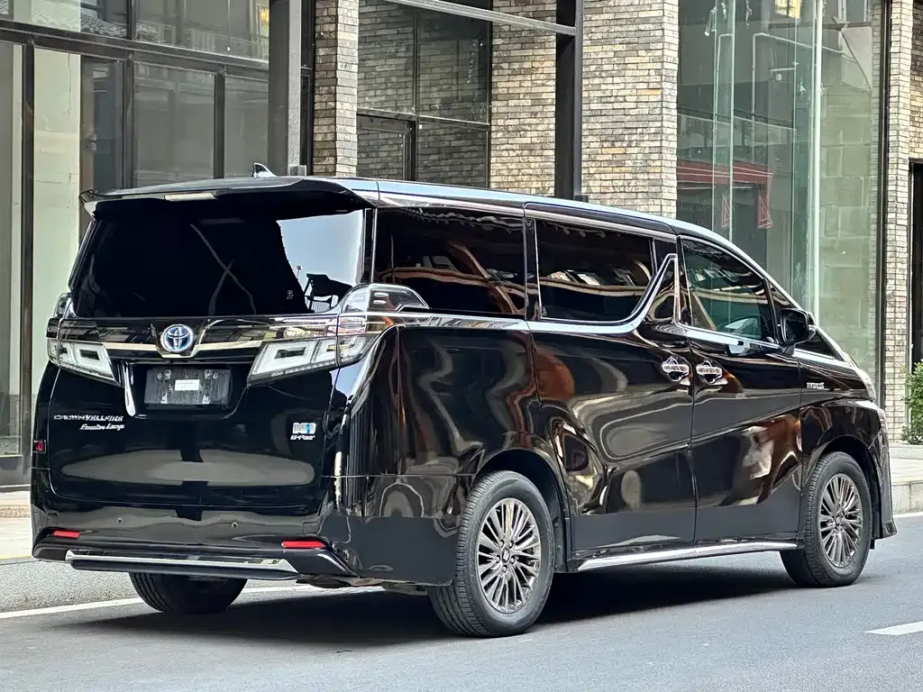 Toyota Vellfire — фото 7