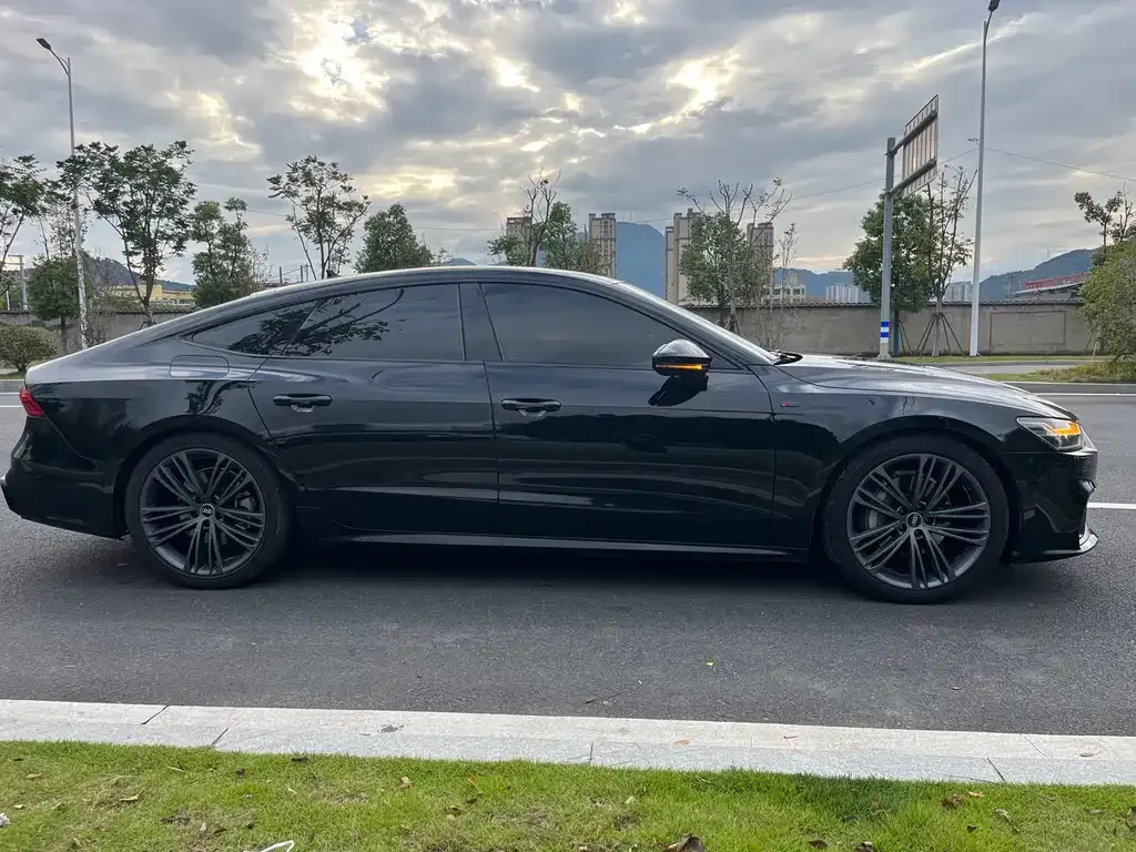 Audi A7 — фото 4