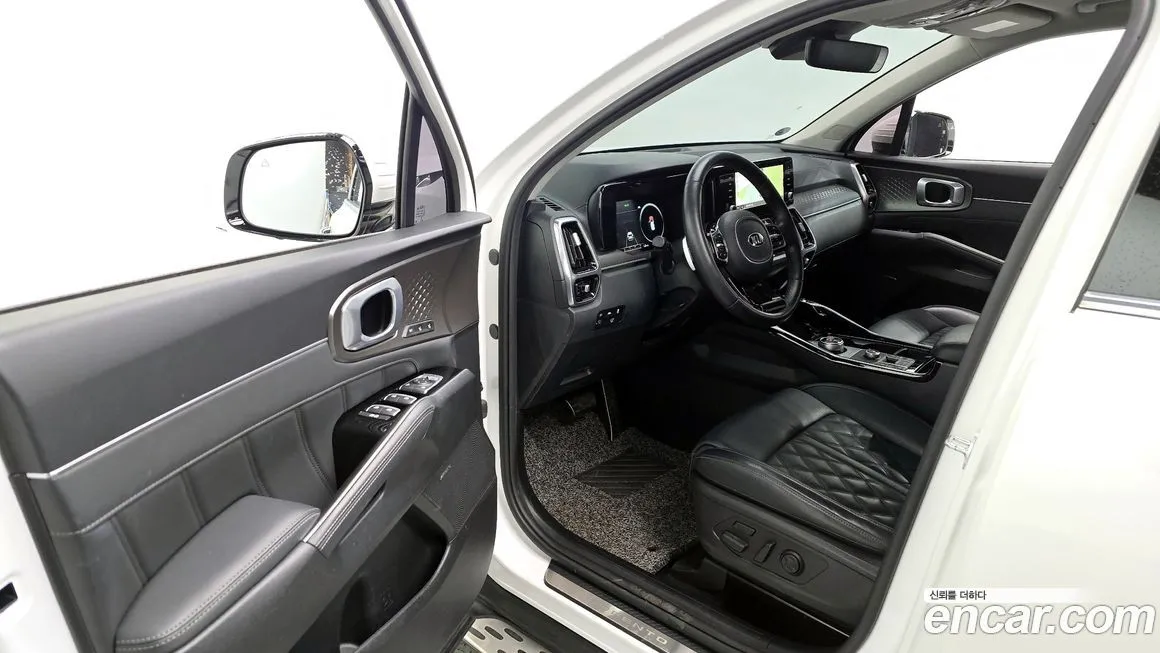 Kia Sorento — фото 10