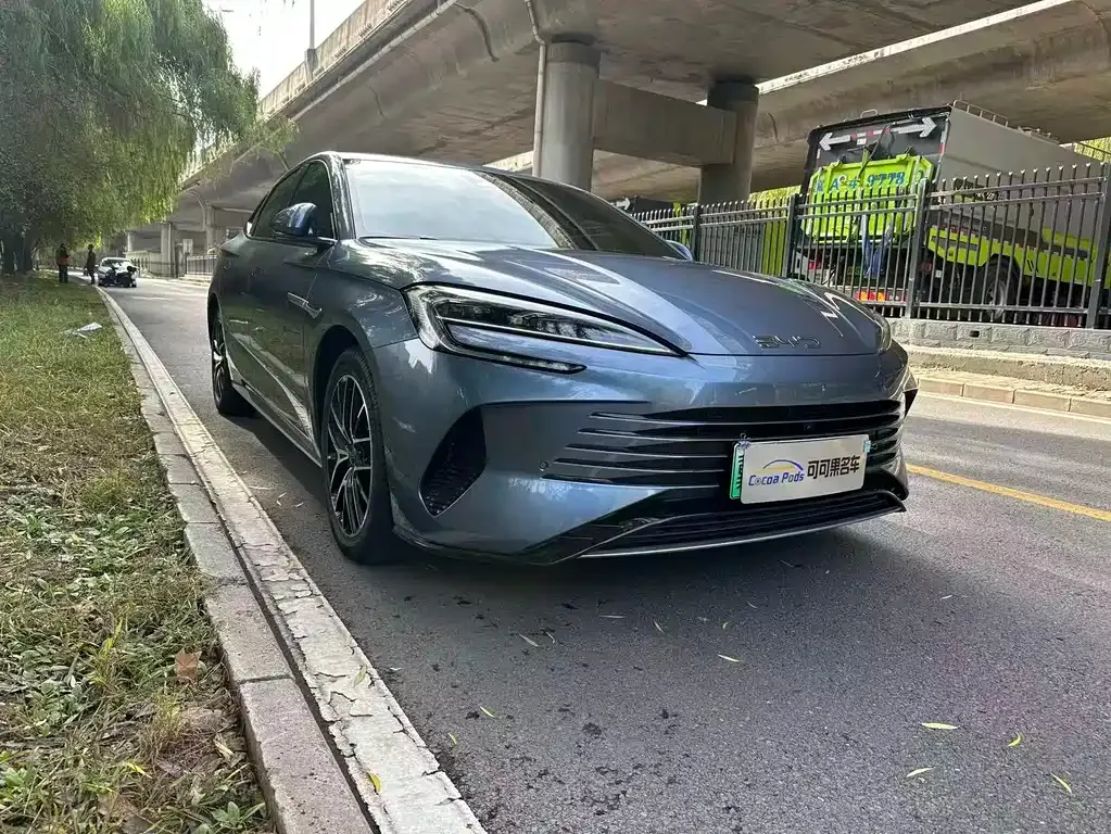 BYD Seal — фото 2