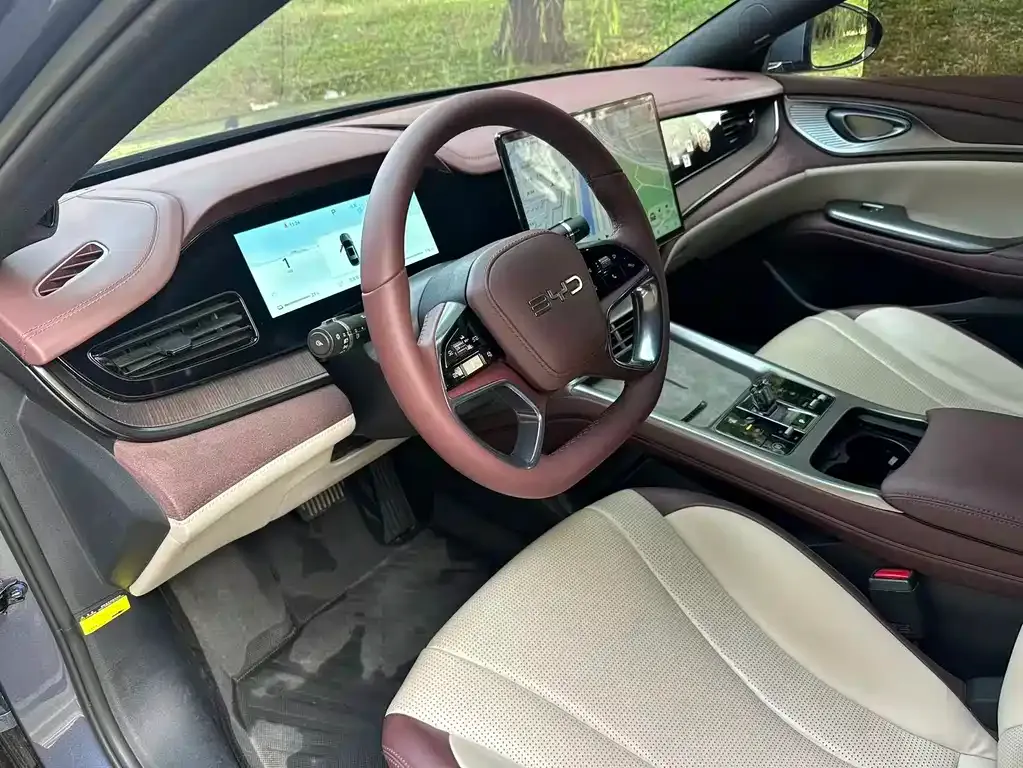 BYD Seal — фото 9