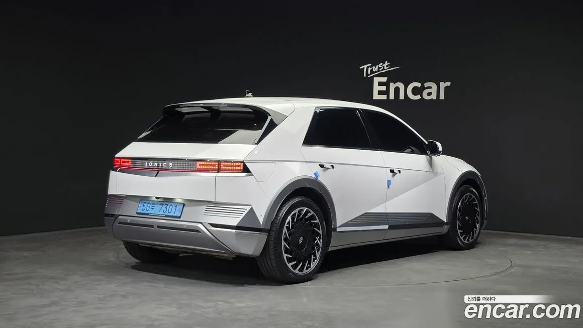 Hyundai Ioniq5 — фото 2