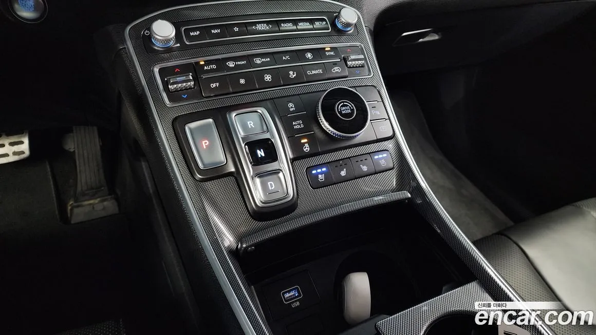 Hyundai Santafe — фото 9