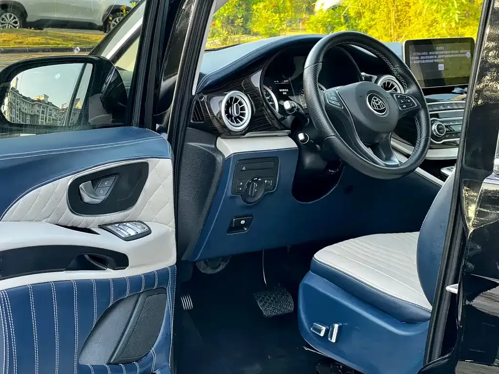Mercedes-Benz Vito — фото 10