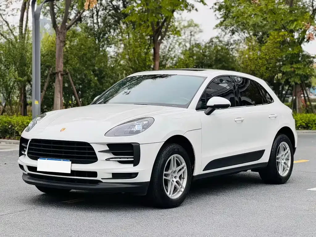 Porsche Macan — фото 1