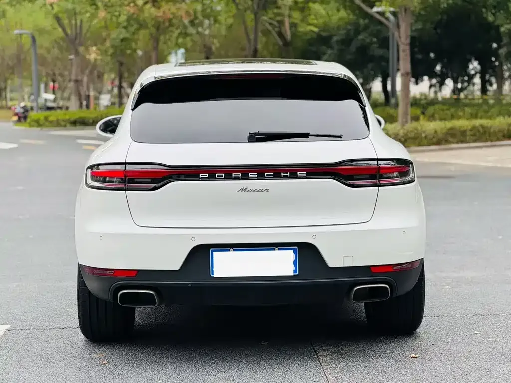 Porsche Macan — фото 9