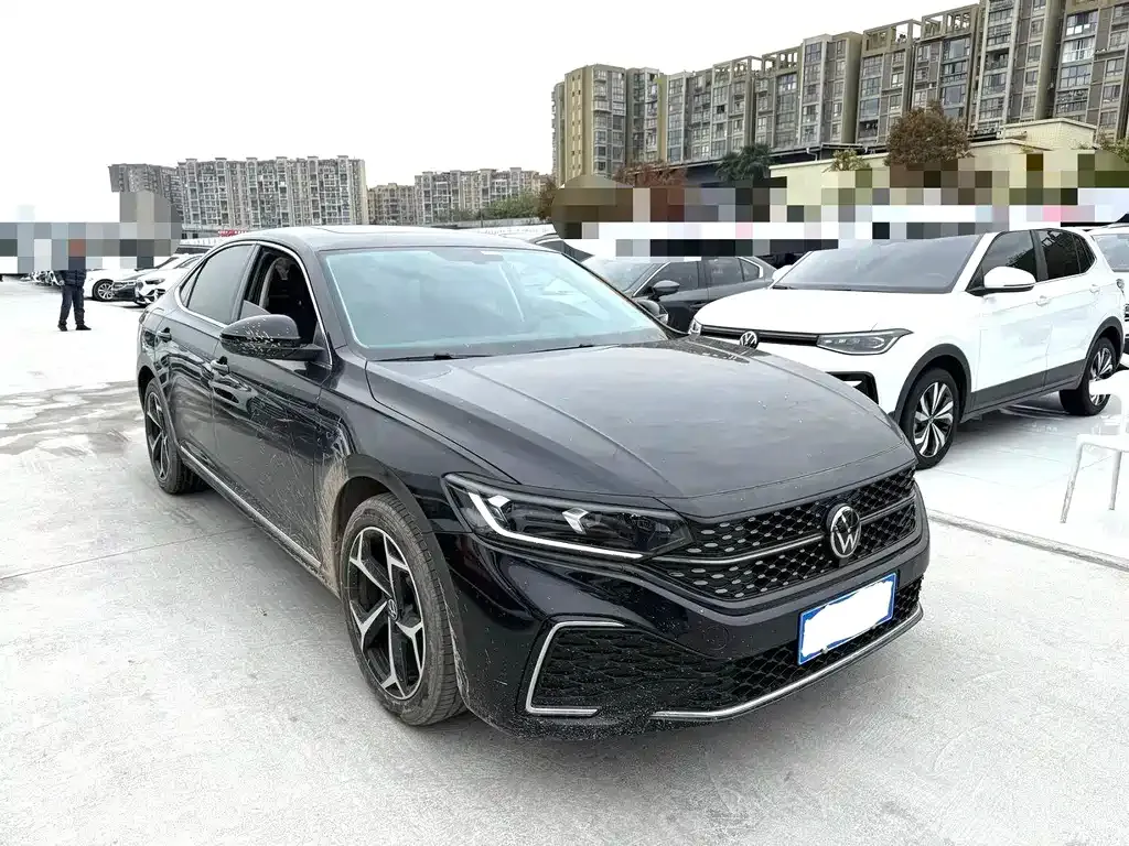 Volkswagen Passat — фото 3