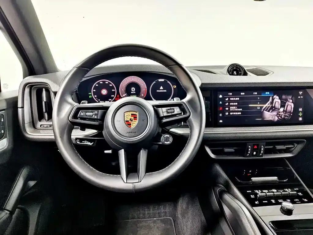 Porsche Cayenne Hybrid — фото 10
