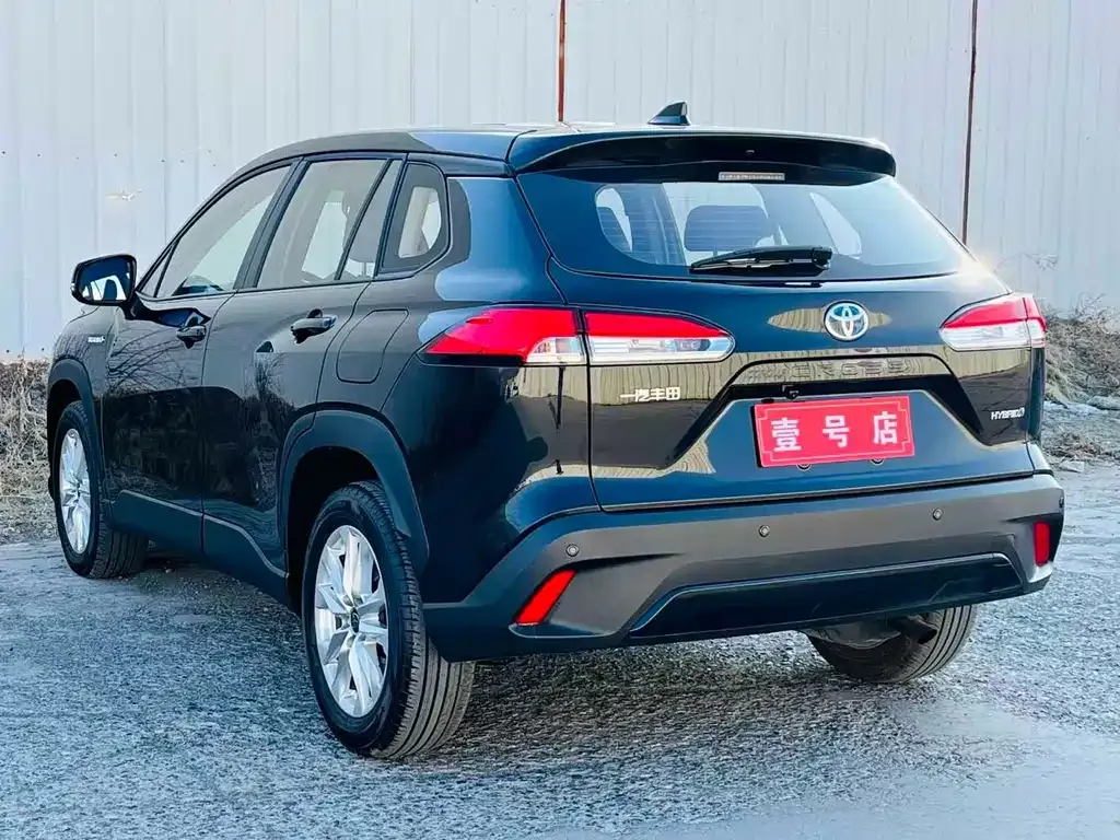 Toyota Corolla Cross — фото 4