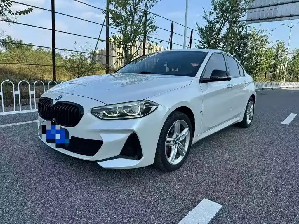 BMW 1 Series — фото 1