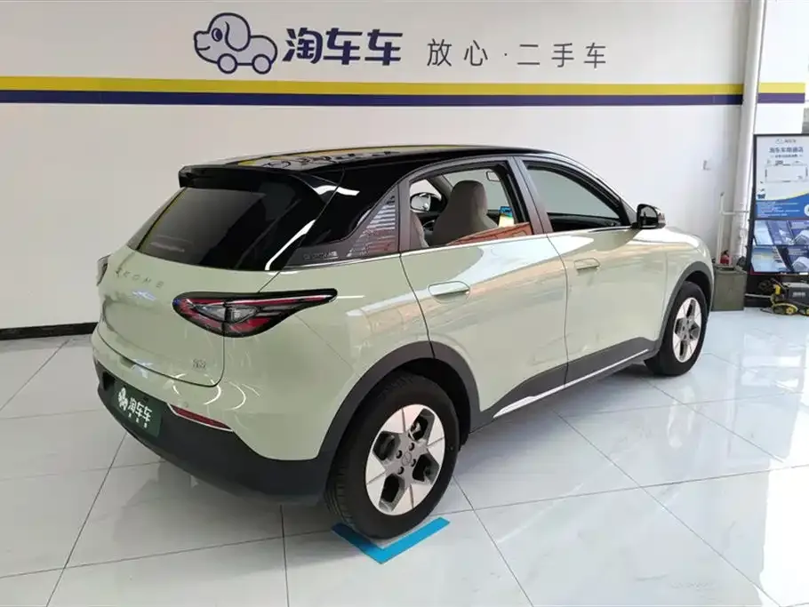Geely Starburst — фото 3
