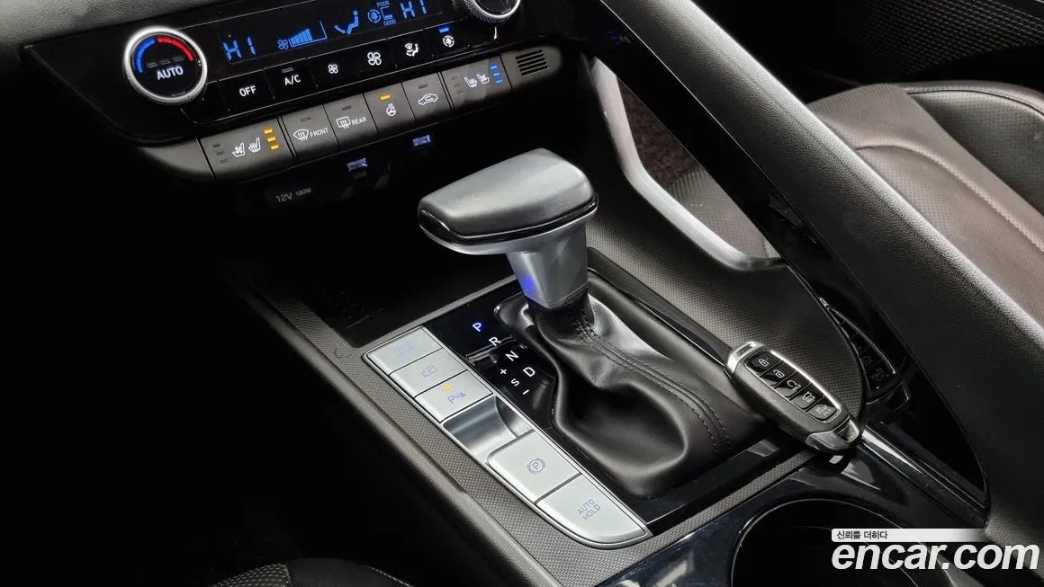 Hyundai AVANTE — фото 9