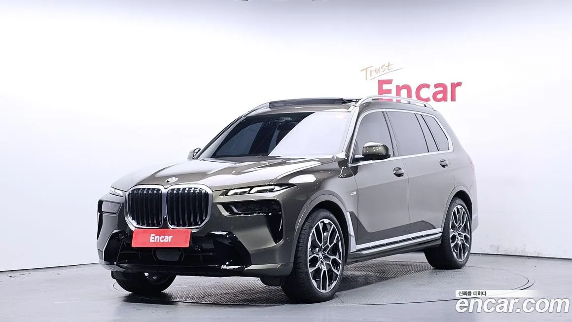 BMW X7 — фото 1