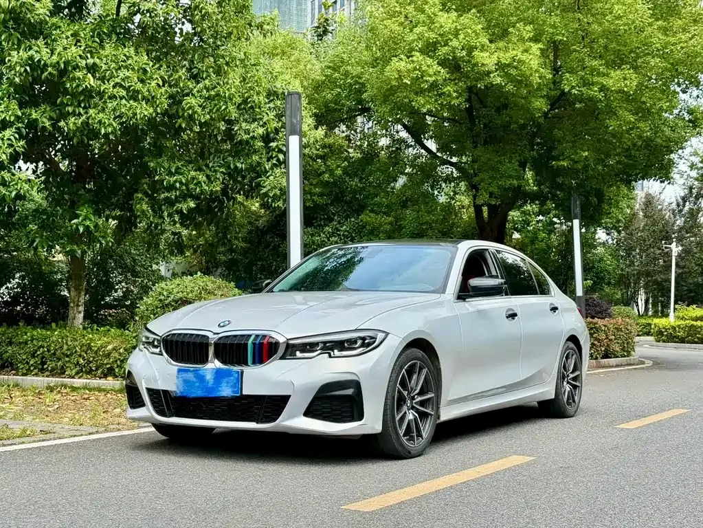 BMW 3 Series — фото 1