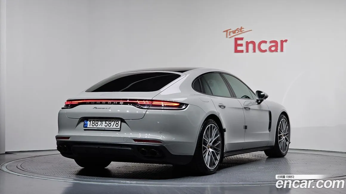 Porsche Panamera — фото 2