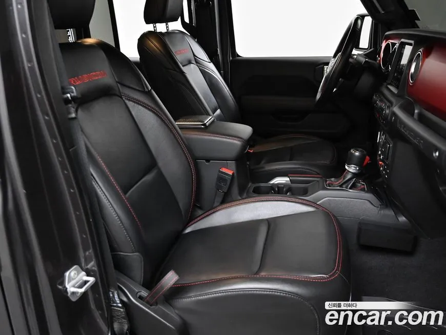 Jeep Wrangler — фото 10