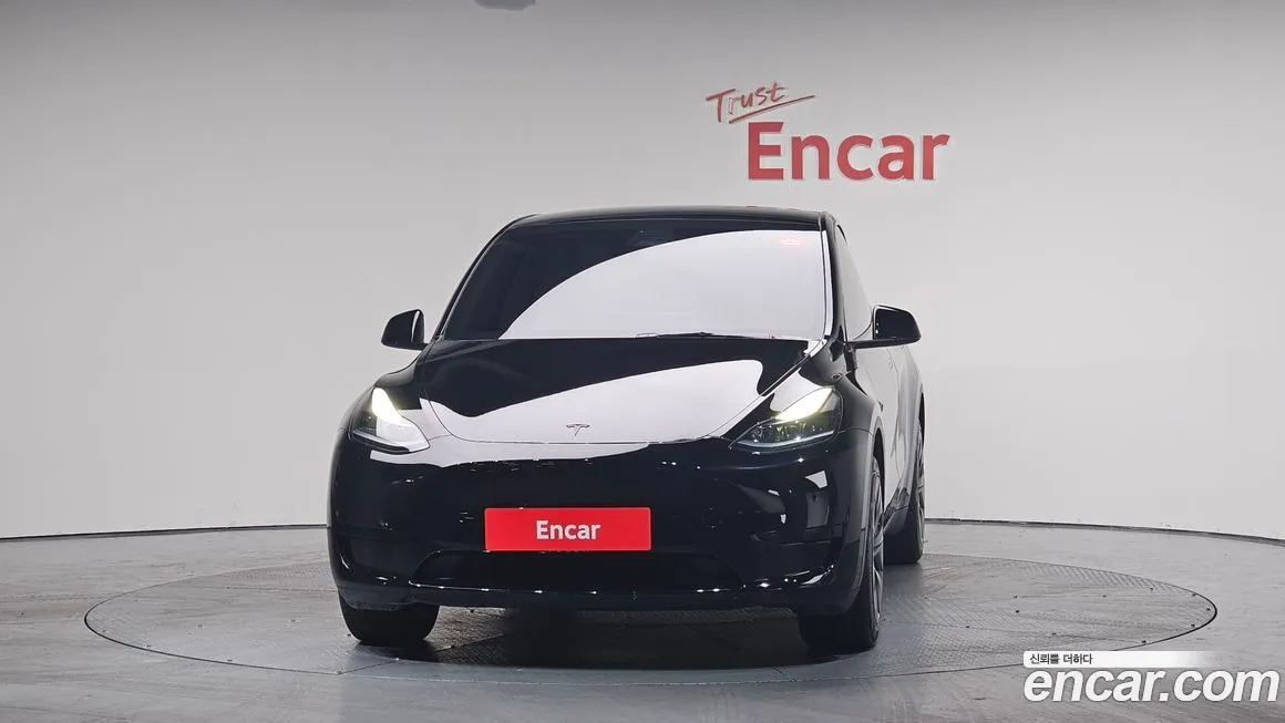 Tesla Model Y — фото 3