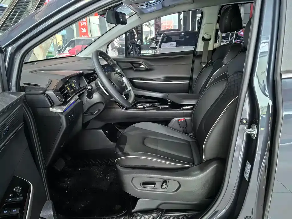 Hyundai Custo — фото 4