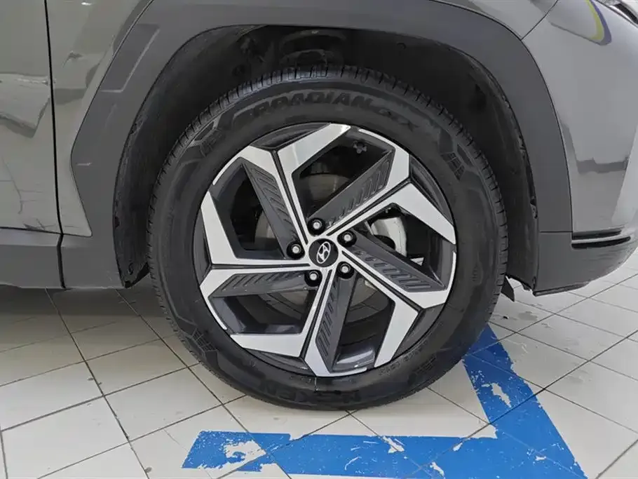 Hyundai Tucson — фото 6