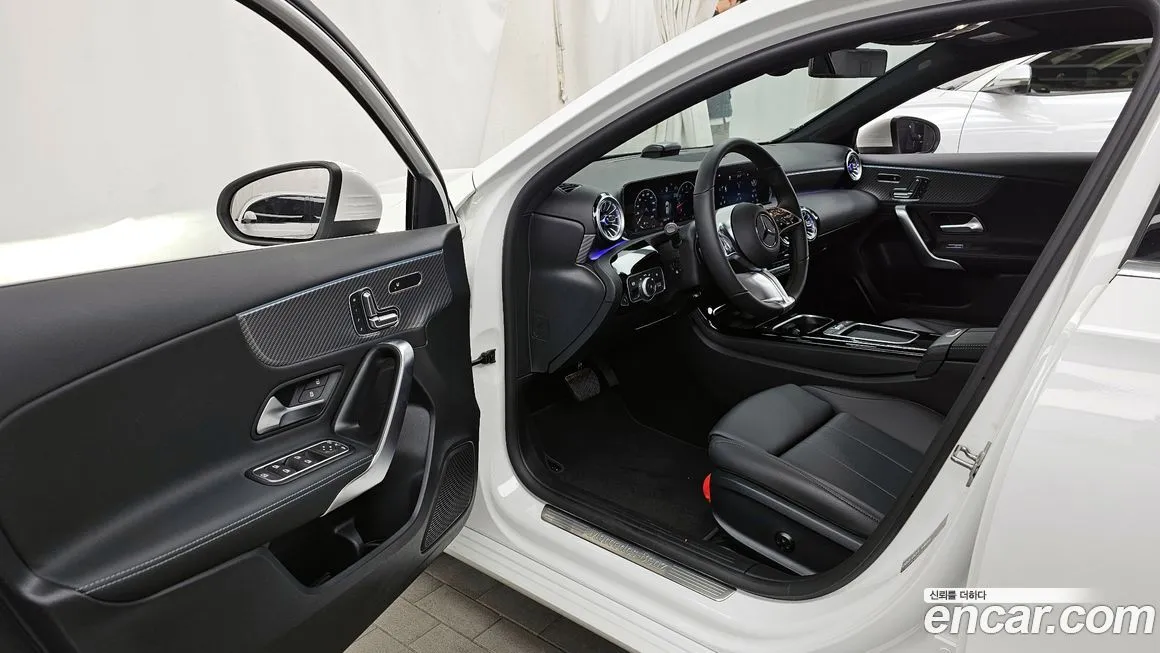 Mercedes-Benz A-Class — фото 10