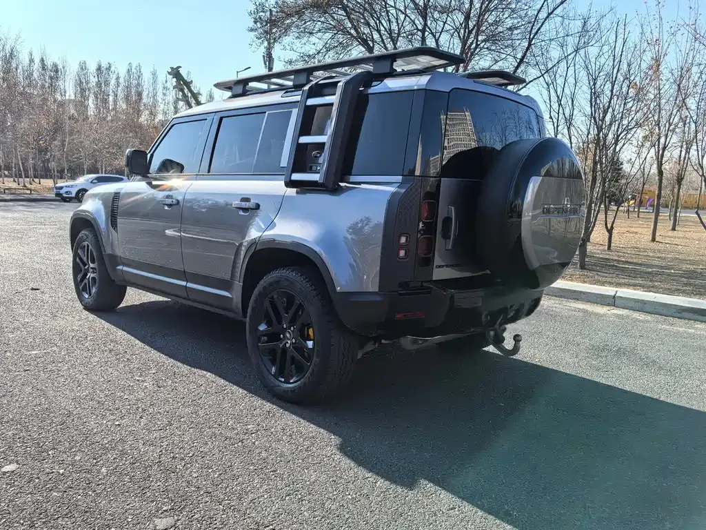 Land Rover Defender — фото 3