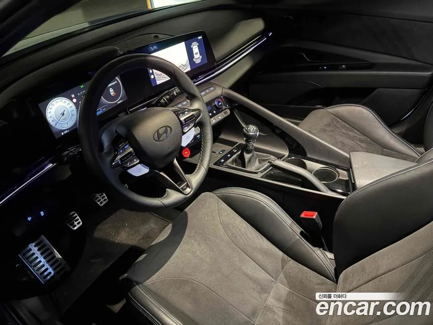 Hyundai AVANTE — фото 3