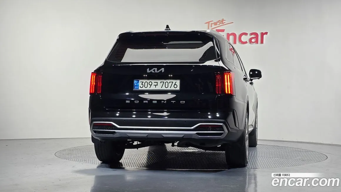 Kia Sorento — фото 4