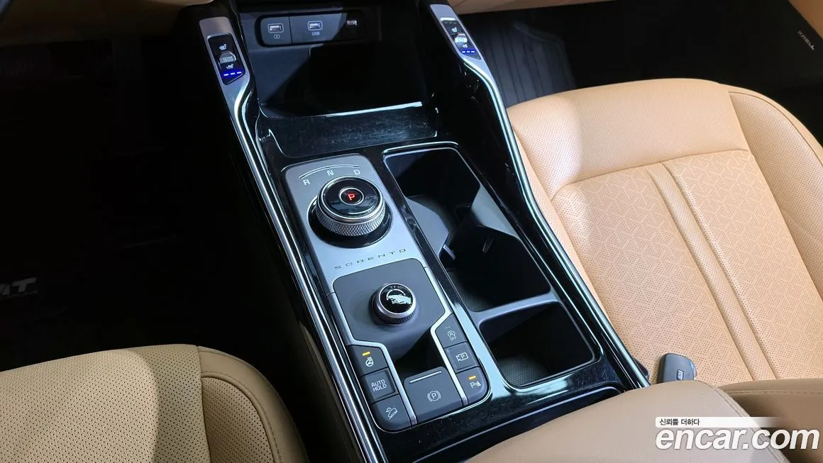 Kia Sorento — фото 9