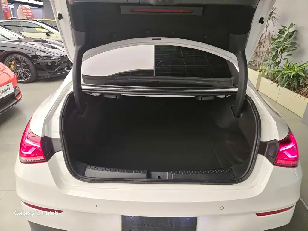 Mercedes-Benz CLA (Import) — фото 10
