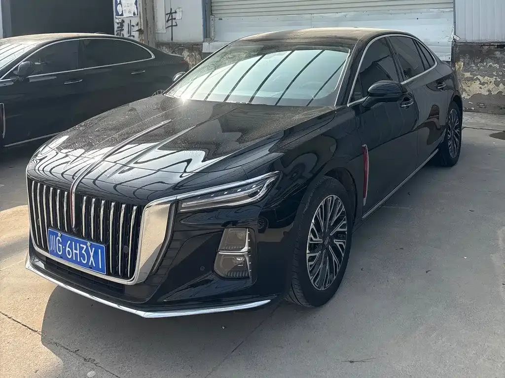 Hongqi H5 — фото 1