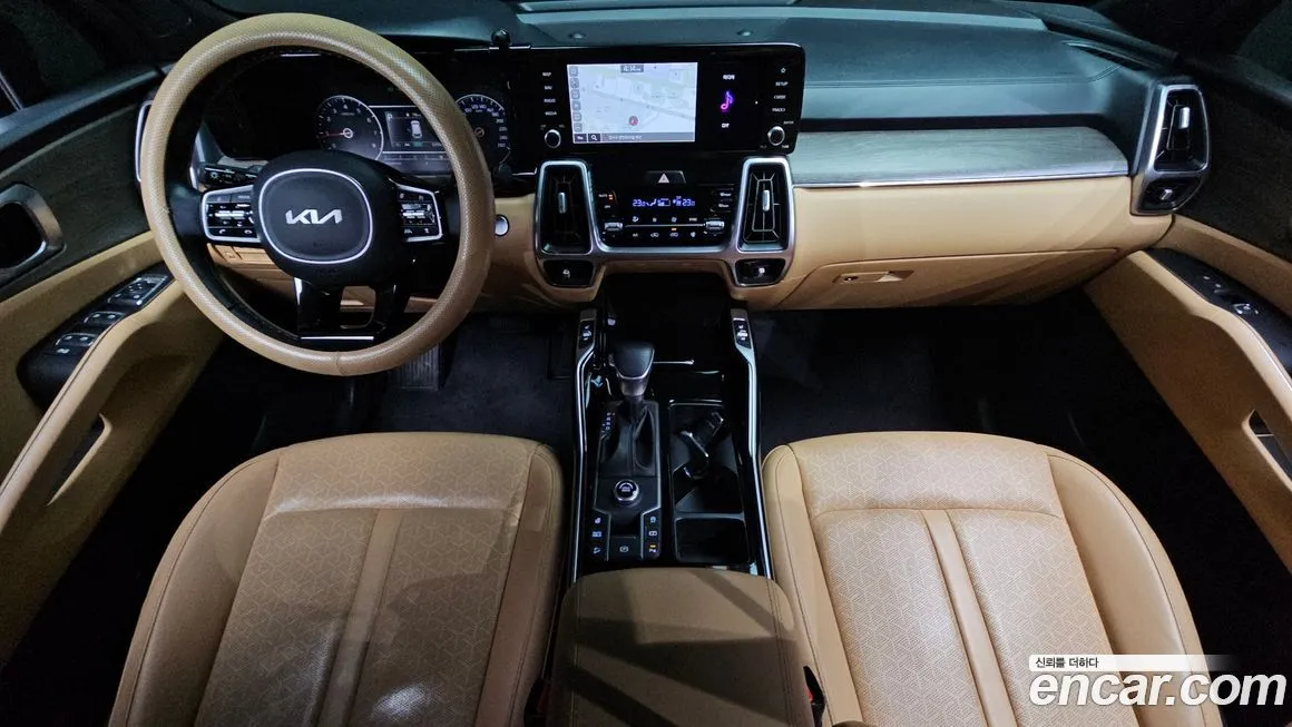 Kia Sorento — фото 7