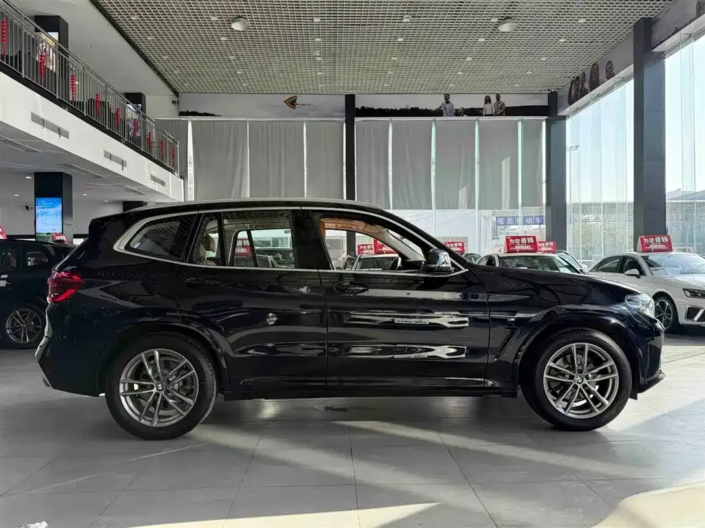 BMW X3 — фото 9