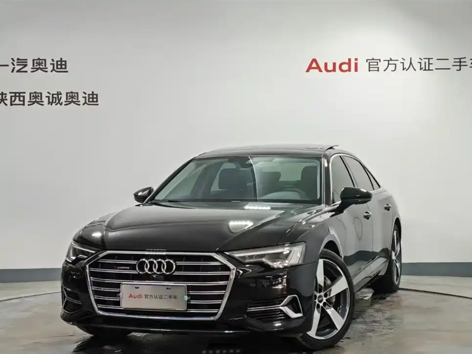 Audi A6L — фото 1