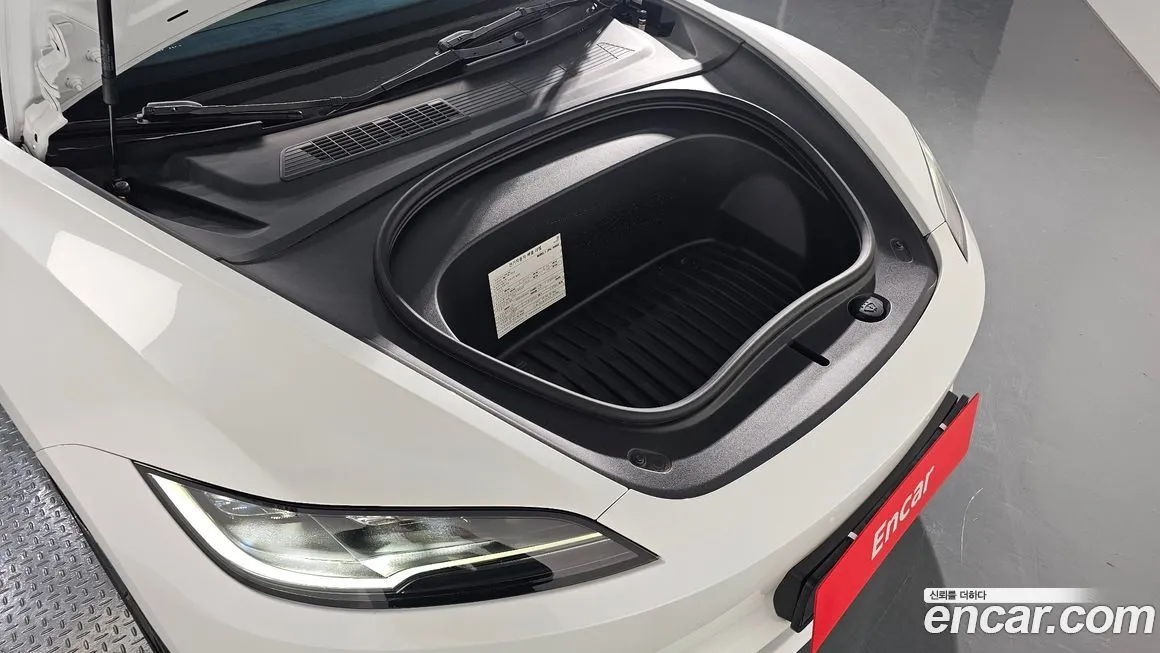 Tesla Model 3 — фото 6
