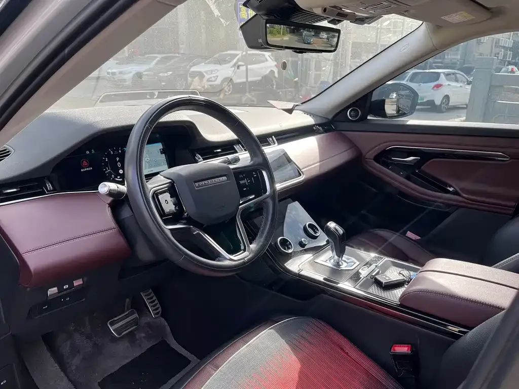 Land Rover Evoque — фото 4
